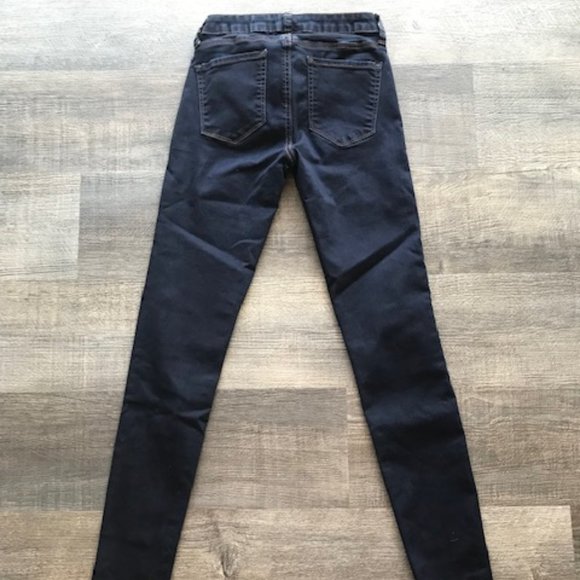 Numero Skinny Leg Dark Wash Mid Rise Jeans - Picture 3 of 8